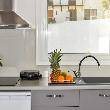 Апартаменты Anna And Jimmy's *