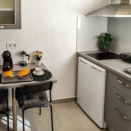 Anna And Jimmy's Скиатос