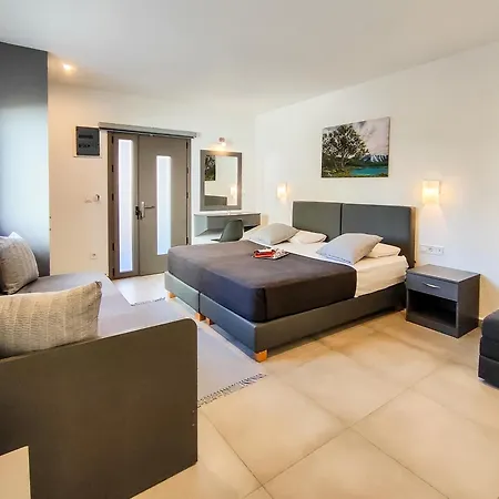 Anna And Jimmy's * Скиатос